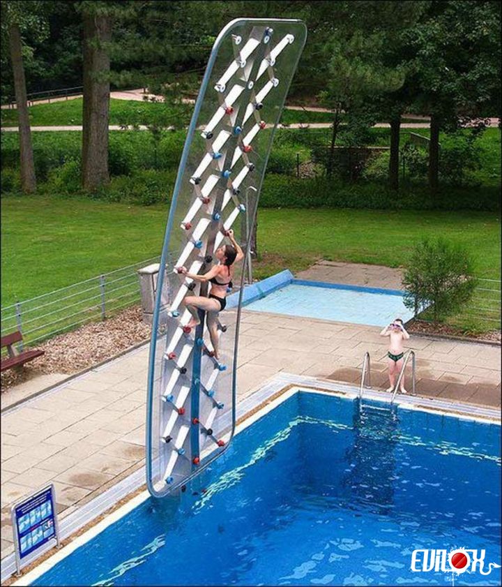 Escalade à la piscine