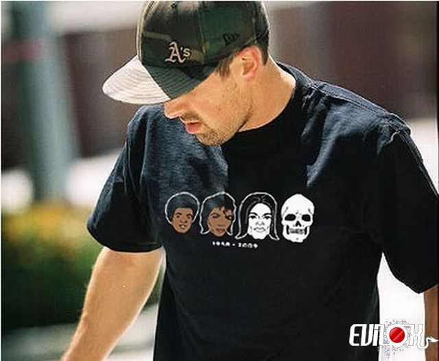 Le t-shirt collector Michael JACKSON