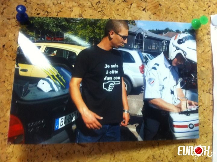 T-shirt à propos